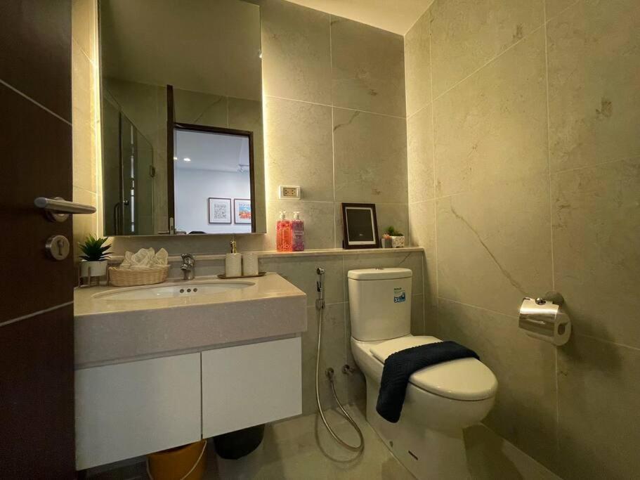 Luxury And Modern Condo In Central Chiang Mai - Astra Condo Kültér fotó